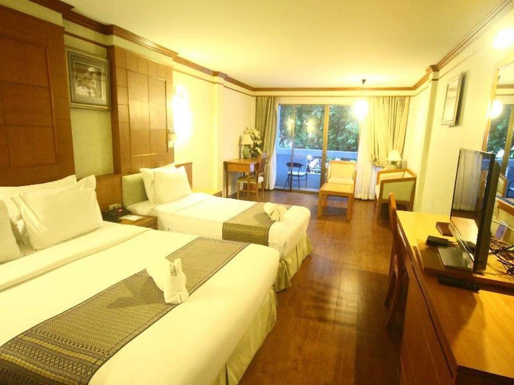 Ao Nang Beach Resort Krabi town Extérieur photo